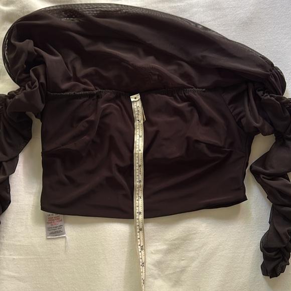 Club L London | ruched bandeau top, off shoulder | black - Picture 9 of 10